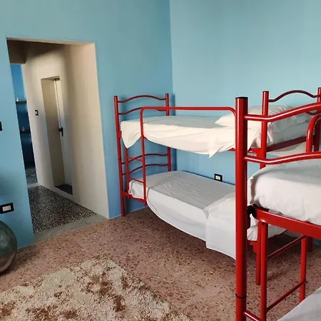 Hostal Del Capitano *